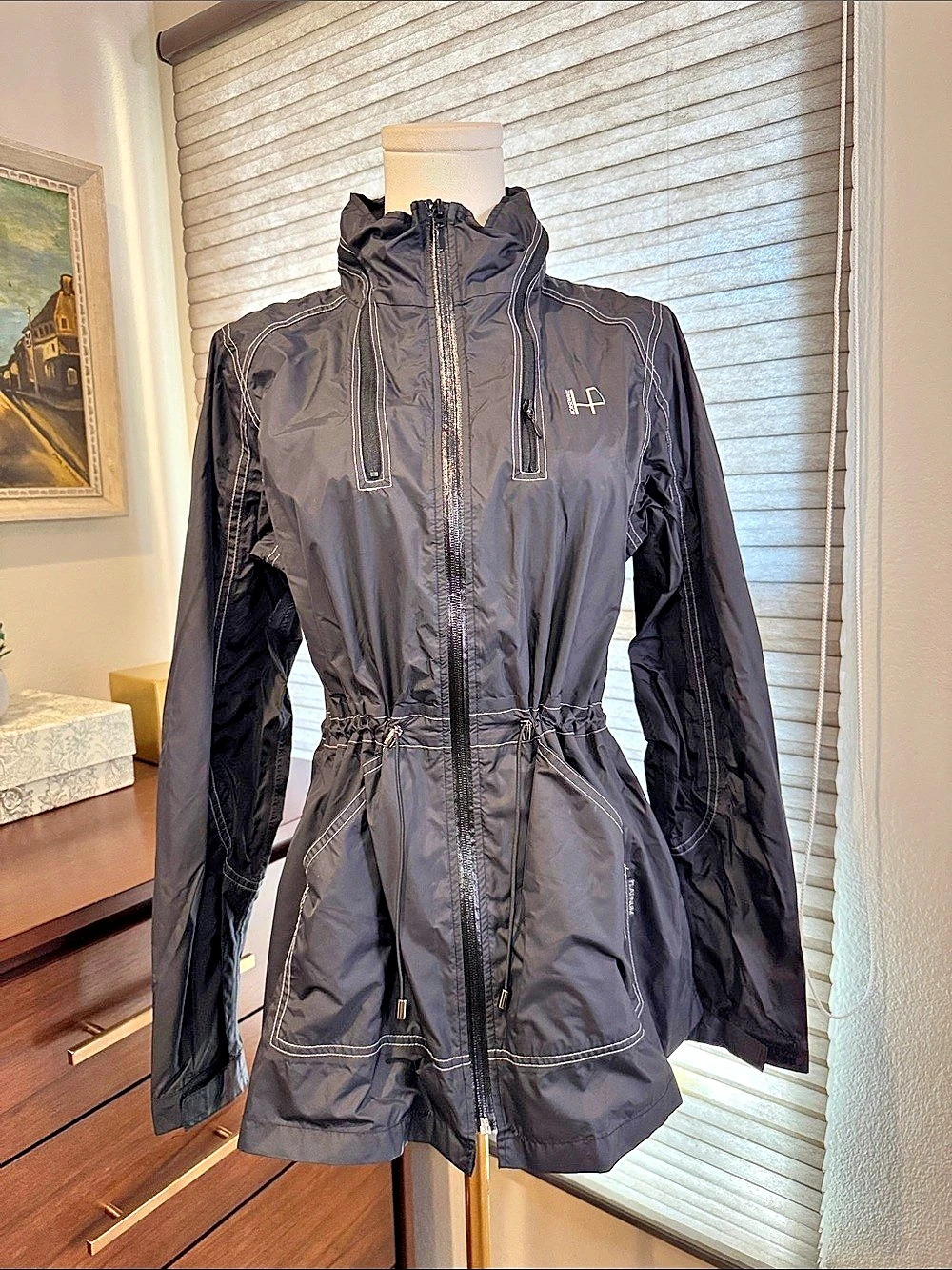 🐴 Horseware Platinum lightweight waterproof jacket w/hood. Size Small 🐴